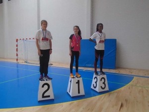 Pódio de infantis femininos 1ª Lara Duarte (CA Obidos);
2ª Ana Reis e 3ª Ashley Nhunga
