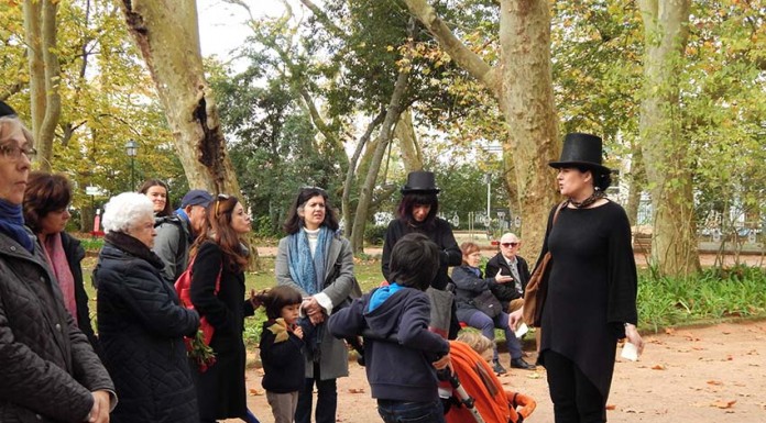 Alter Egos de Bordallo já guiam turistas pela cidade Visita pelo Parque