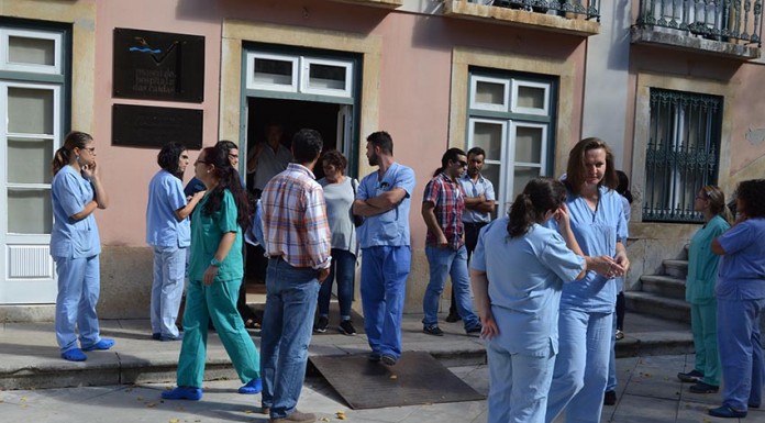 Só os precários do hospital de Torres Vedras receberam horas extraordinárias Os funcionários subcontratados do CHO