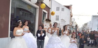 Noivas “invadiram” Rua Heróis da Grande Guerra EstilistaModelos