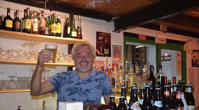 Belgituda, o bar belga de Óbidos Patrick Belgituda