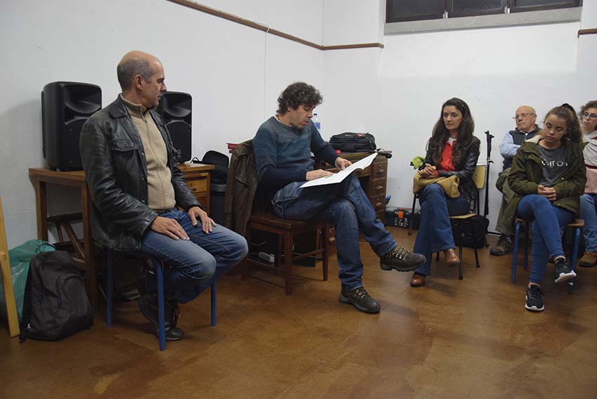 O actor Pedro Giestas quer a comunidade a fazer teatro em Óbidos