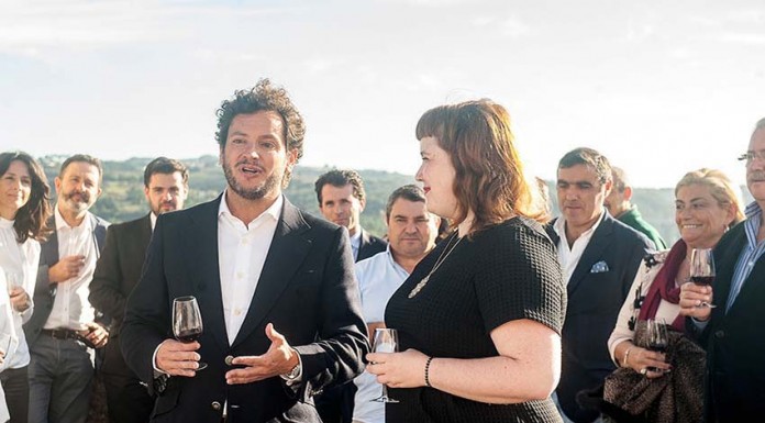 Revista americana de viagens anunciou em Óbidos que Portugal é o destino do ano Presidente do Turismo