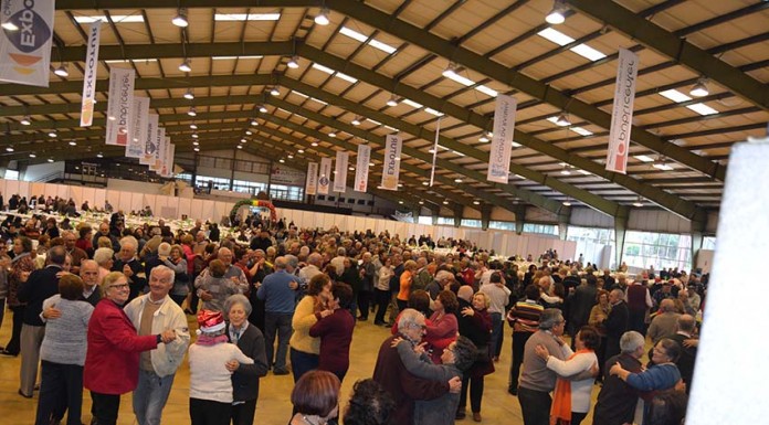 Almoço e baile de Natal teve 1600 convivas seniores Expoeste