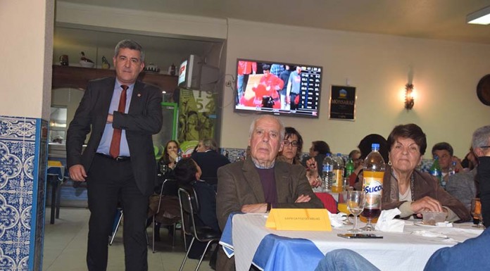 Jantar de Natal junta “família autárquica” caldense Jantar de Natal