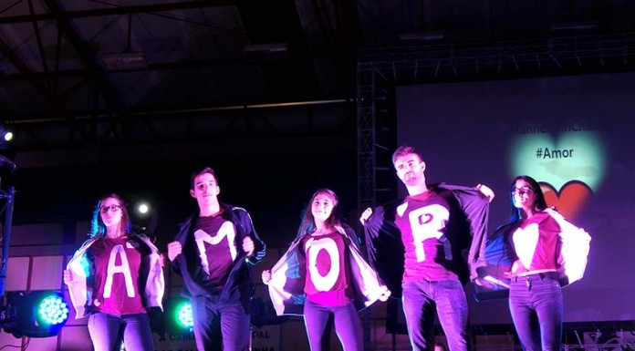 As seis estrelas da árvore de Natal da ETEO são… ETEO