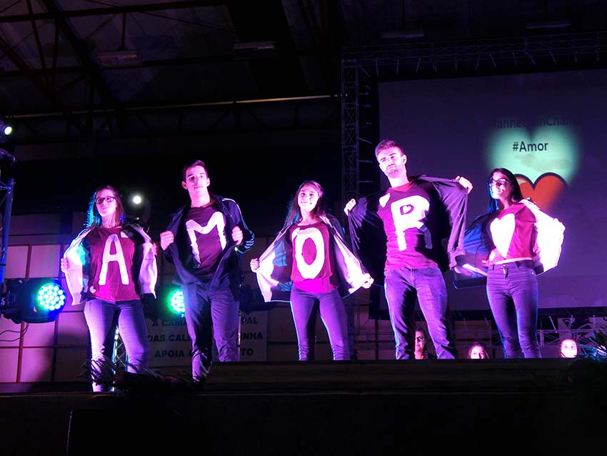 As seis estrelas da árvore de Natal da ETEO são…