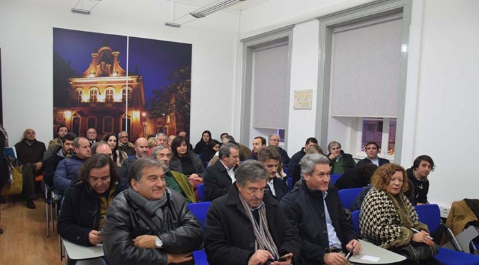 PS quer ganhar a maioria das Câmaras do distrito A sede dos ex-paços do concelho