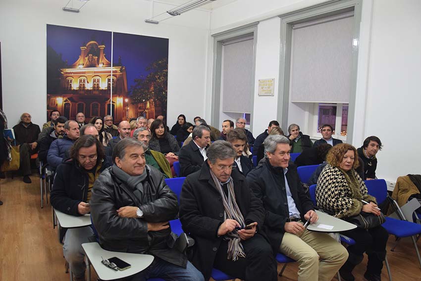 PS quer ganhar a maioria das Câmaras do distrito