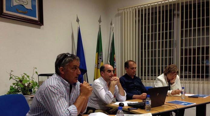 Partidos expectantes em relação à auditoria às contas da Foz do Arelho Assembleia de Freguesia da Foz do Arelho (