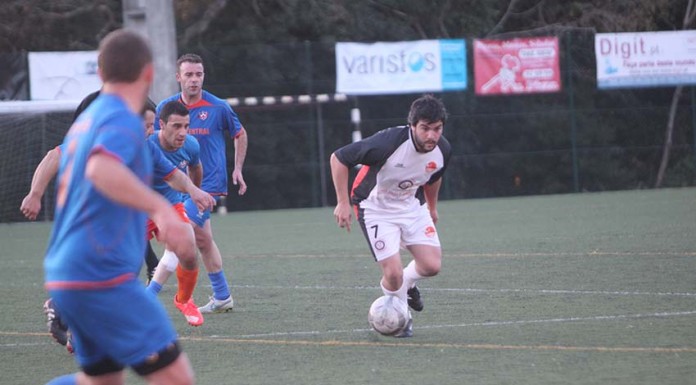 Derby caldense com muitos golos jogador