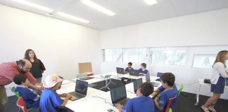 Crianças aprendem robótica no Parque Tecnológico de Óbidos notícias das Caldas