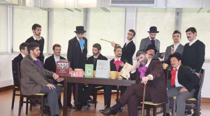 À mesa com Rafael Bordalo Pinheiro e amigos na EHTO Notícias das Caldas