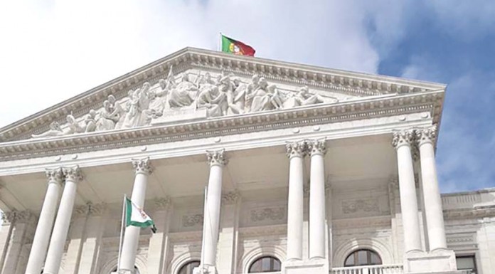 Deputados socialistas remetem situação dos precários do CHO para a ACT notícias das Caldas