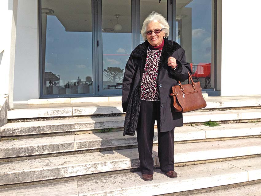 A todos os que conheceram a Maria do Céu