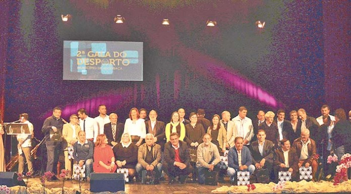 Clubes e atletas do concelho homenagedos na 2ª Gala do Desporto do Município de Alcobaça notícias das Caldas