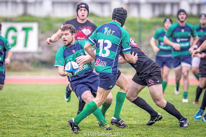 Pelicanos vencem e convencem!