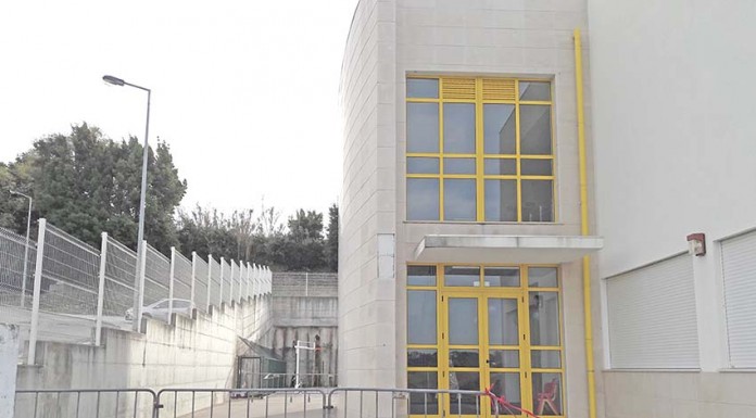 Queda de pedras na Escola Básica de Alvorninha leva Câmara a monitorizar centros escolares EB Alvorninha