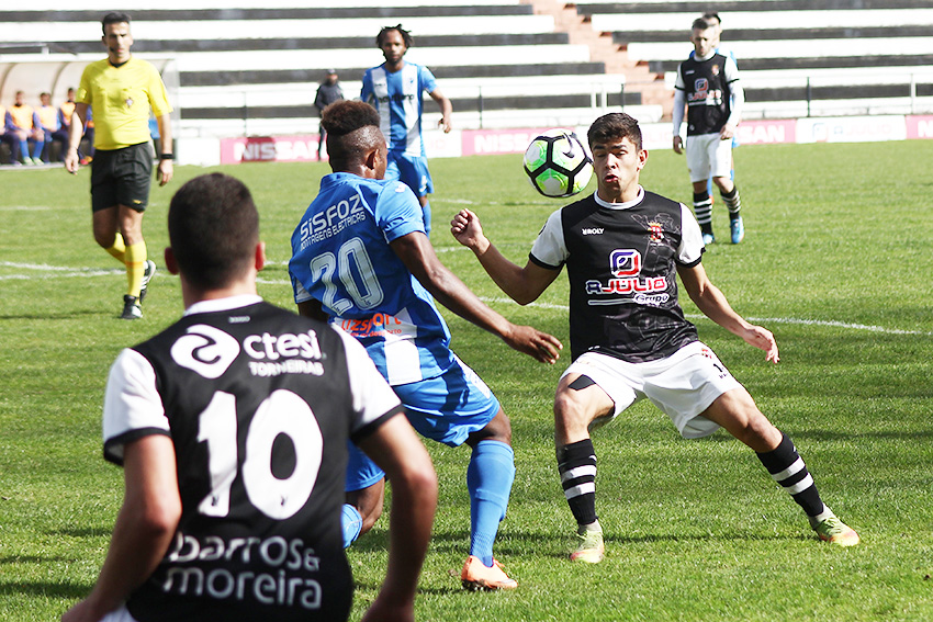 Futebol / Muito trabalho, pouca produtividade