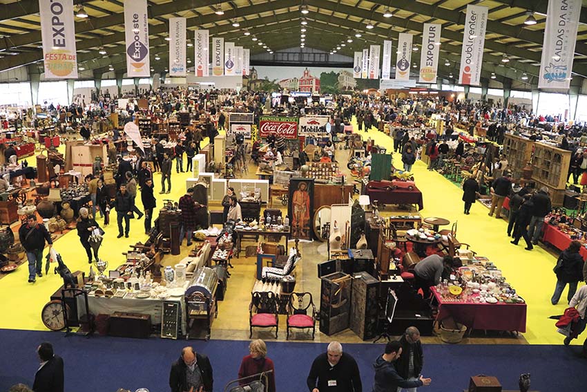 Uma feira de antiguidades que encheu a Expoeste