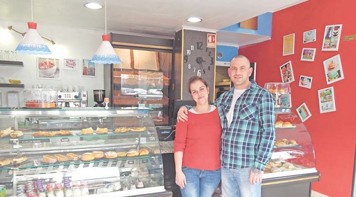 Pequeno-almoço à inglesa no Lily Cake Lily Cake nas Caldas da Rainha