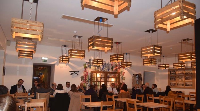 Restaurante ao cimo da Praça com nova concessão Notícias das Caldas