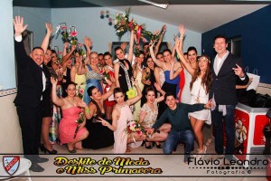 As modelos adultas que abrilhantaram o desfile da ARECO juntamente com elementos da organização notícias das Caldas