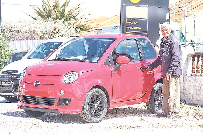 Microcarros estão na moda entre os jovens e as vendas disparam