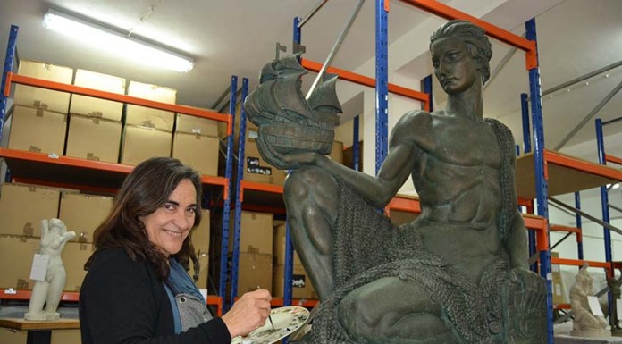 Arlinda Ribeiro está a restaurar as obras de Leopoldo de Almeida Notícias das Caldas