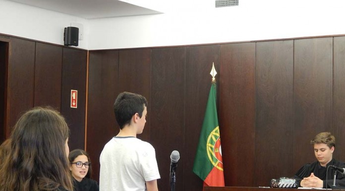 Um julgamento simulado sobre violência no namoro no tribunal das Caldas notícias das Caldas