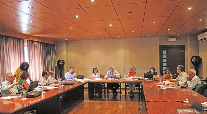 Habitação jovem no Carvalhal Benfeito lançou polémica reunião do executivo municipal