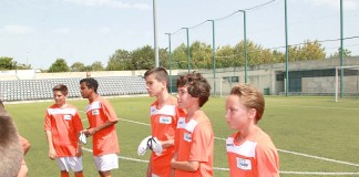 Guilherme Martins, Yann Cherel e Gonçalo Duarte jogadores da AE Óbidos participaram nos treinos Gazeta das Caldas