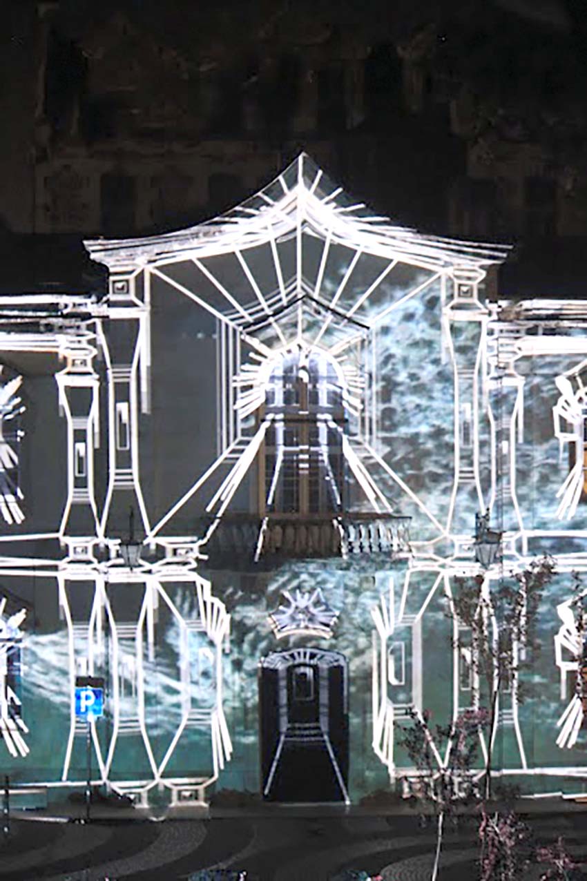 Videomapping no Hospital Termal fechou o festival Amourphous com chave de ouro