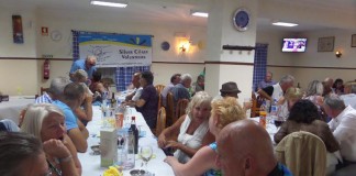 Silver Coast Volunteers Association promoveu jantar solidário