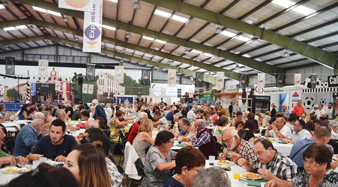 Mil emigrantes em festa na Expoeste
