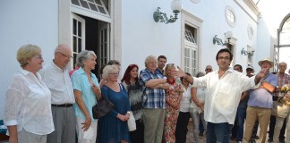 Há mais estrangeiros a aprender cerâmica no projecto Linhas da Terra