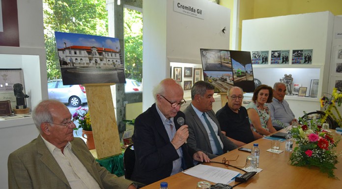 Mário Tavares reedita livro que assinala a chegada do comboio às Caldas