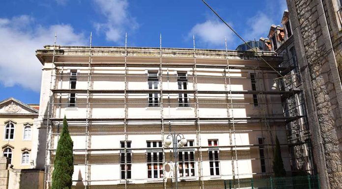 Balneário Novo em obras para reabrir até ao fim do ano