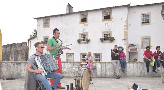 Artes de rua povoam Óbidos durante o fim-de-semana Gazeta das Caldas