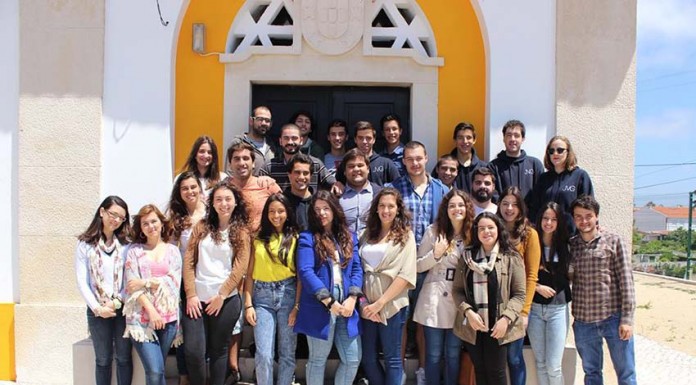 Jovens Voluntários das Gaeiras querem criar ferramentas digitais para facilitar a comunicação entre gerações Gazeta das Caldas