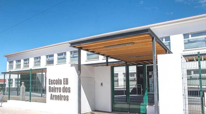 Escola Básica do Bairro dos Arneiros foi totalmente renovada Gazeta das Caldas