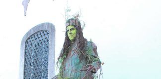 O Senhor Árvore e o Médico da Peste são presenças assíduas em Óbidos