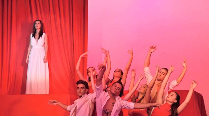 Uma alcobacense na revista do Teatro Maria Vitória Gazeta das Caldas