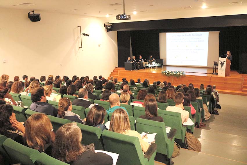 Cuidados de saúde mental devem estar mais próximos da população