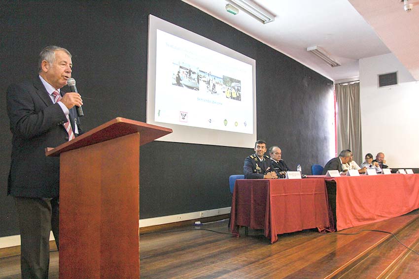 Trânsito e graffitis preocupam estrangeiros que residem na região