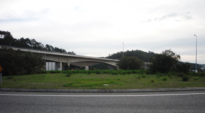Rotunda da A8 em Alfeizerão continua abandonada Gazeta das Caldas