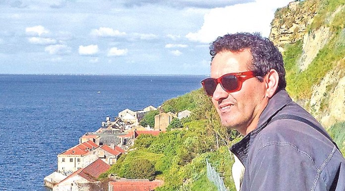 Caldense homenageia Romeu Correia em livro Gazeta das Caldas