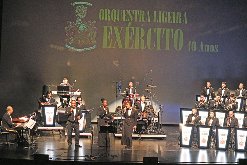 Orquestra Ligeira do Exército lotou o CCC