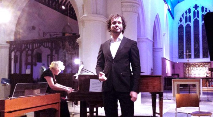 Contratenor alcobacense João Paulo Ferreira arrebata audiências em Inglaterra Gazeta das Caldas