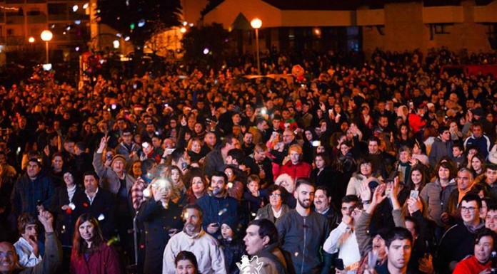 Passagem de ano no Largo da Universidade atraiu milhares de pessoas Gazeta das Caldas